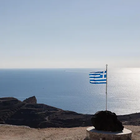 Occhio-nero Cycladic Private With Pool & Sunset View Jacuzzi Акротири