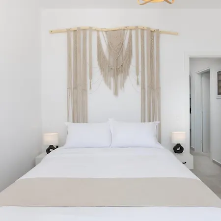 Occhio-nero Cycladic Private With Pool & Sunset View Jacuzzi Вилла Акротири