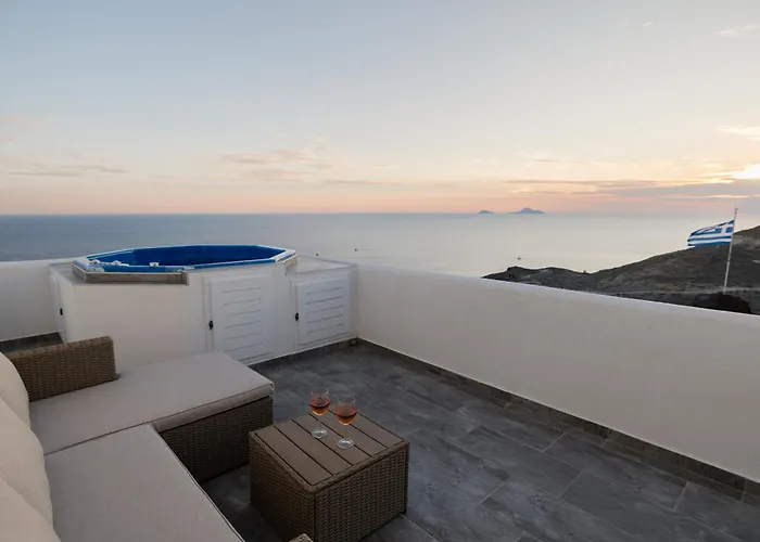 Occhio-nero Cycladic Private With Pool & Sunset View Jacuzzi Akrotírion